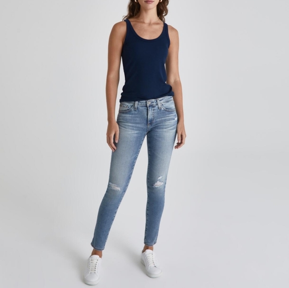 AG The Prima Cigarette Crop Distressed Light Wash Raw Hem Jeans Size 28 - Picture 3 of 8